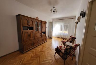 Casă monumentală pe 3 nivele, 5 camere, garaj și curte generoasă – Zona Decebal - 4