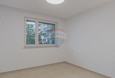 Clinica medicala-9 cabinete- URBAN PLAZA - bloc 15 parter! - 33