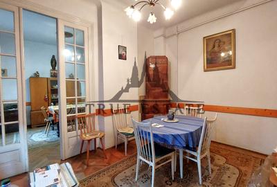 Casă individuală cu 6 camere în Calea Călărașilor