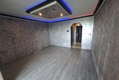 Apartament cu 1 camera, decomandat,  etajul 7/9, zona Podu de Piatra - 1
