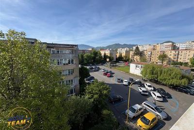 FILM! Apartament 2 camere decomandat, zona apreciabila, cartier Florilor Brasov - 13