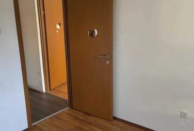 Apartament 2 camere liber, zona Astra-Saturn - 5