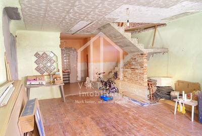 Casa de vanzare in Sibiu cu 2 apartamente  si gradina de 147 - 5
