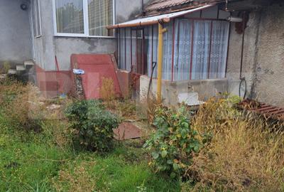 Casă individuală cu 3 camere în Hălchiu