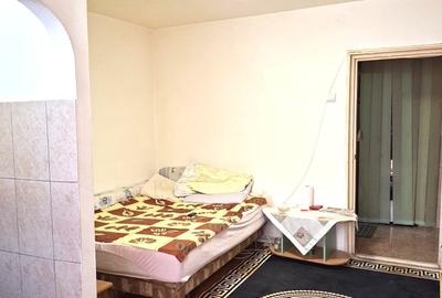 Garsoniera 30mp zona Spital Judetean mobilata utilata 39.500eur neg - 5