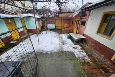 Casa individuala. Mijloace de transport. Toate utilitatile. - 2