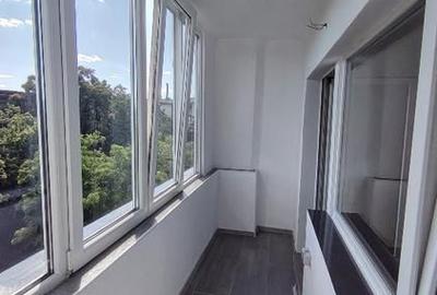 Garsonieră decomandată în Vitan Mall
