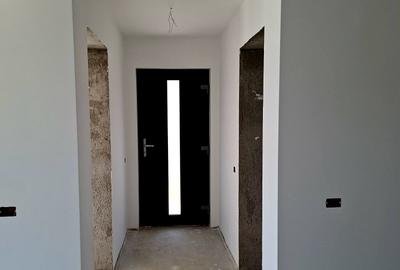 Casă / vilă Mărăcineni / Argeș , finisaje moderne ! - 26