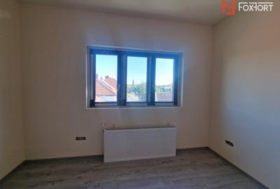 Duplex de vanzare cu 4 camere, Mosnita Noua - 1