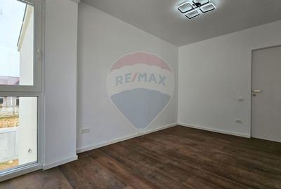 DE INCHIRIAT Casă nouă Tunari | 4 camere | curte proprie | 2 parcări | - 13