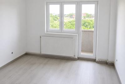 Ap 3 camere- S=75 mp,renovat, zona Kaufland - 1