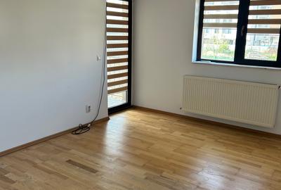 Vilă P+1 4 camere Teren 300 mp  Bragadiru – Strada Safirului - 33