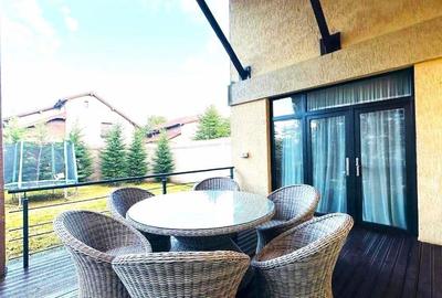 Casă individuală cu 7 camere în Corbeanca