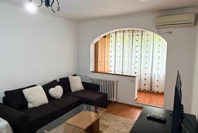 DRISTOR-METROU, 2 camere, etaj 1, decomandat, mobilat 420 euro - 1
