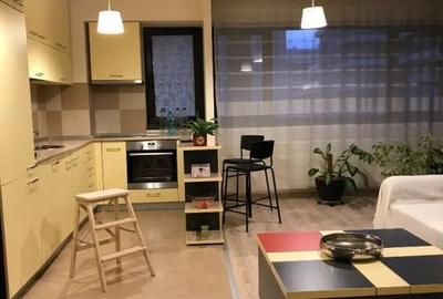 Apartament cu 2 camere semidecomandat în Central