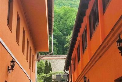 Apartament 3 Camere pentru Birouri sau Servicii. Zona Centrala - 10
