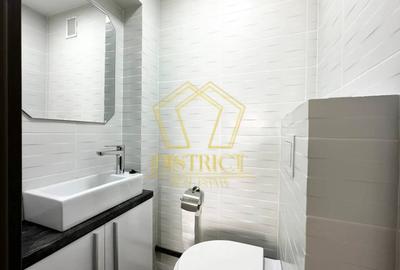 Apartament spatios cu 3 camere | Complexul Studentesc - 7