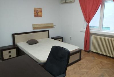 Romana -  ASE 300 euro/luna Piata Romana - 3