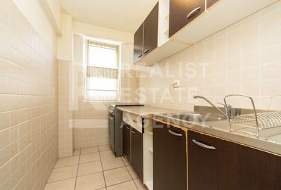 Vânzare, apartament cu 3 camere în zona Lujerului - 8