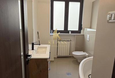 Apartament de inchiriat cu 3 camere  Batistei - spatiu comercial, birouri - 4