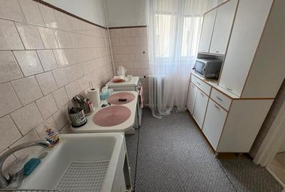 Apartament 3 camere de vanzare decomandat – Str. Uioara nr. 3 - 41