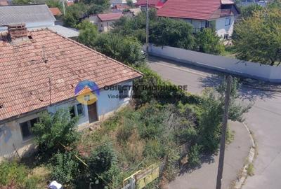Casa de vânzare – zona 1 Mai - 2