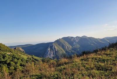 Teren Apuseni TRANSAPUSEANA asfalt izvor curent view CHEILE RAMETULUI - 1