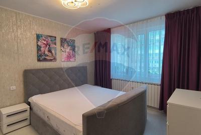Apartament cu 3 camere de închiriat în Micro 19 Galați - 4