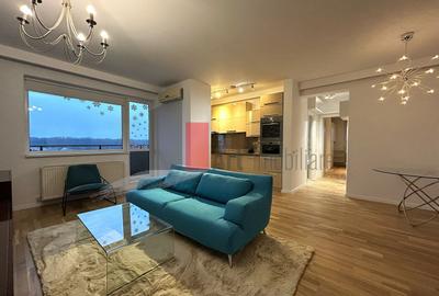 Apartament cu 3 camere semidecomandat, mobilat în Băneasa