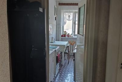 Vand apartament  3 camere, izolat exterior,bloc antiseismic vis-a-vis Comisariat - 7