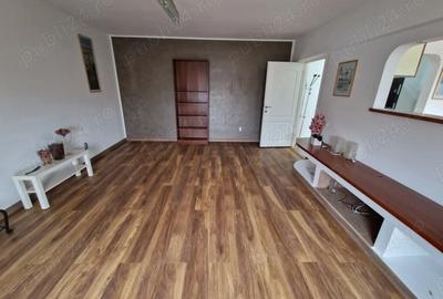 Apartament cu 2 camere decomandat, mobilat în Alba Iulia