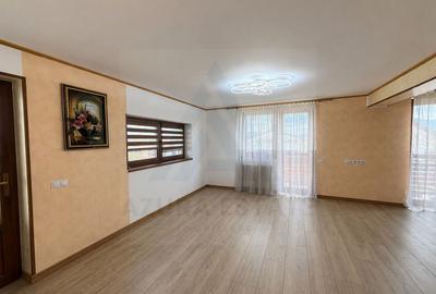 Casa la cheie 5 camere 250 mp curte libera 4 bai P+1+M Arhitectilor - 12