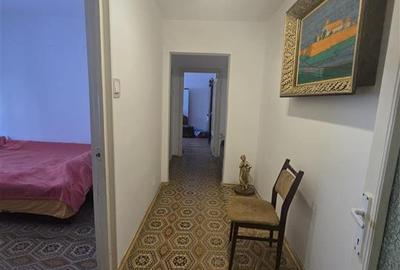 Apartament cu trei camere parter - 6