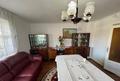 De Vânzare - Casă, Strada Griviței - 7