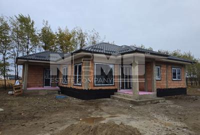 Casa de Vanzare 7 Ari teren I Suceava/Moara Nica I 175.000 Euro - 4