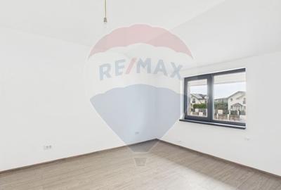 Vila moderna 5 camere P+1 de vanzare in Crevedia - 16