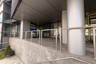 Spatiu de inchiriat, Ultracentral (front la strada) - 1