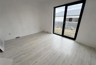 Casa individuala Cristian incalzire in pardoseala si garaj - 14