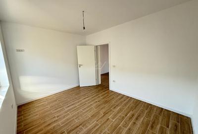 Drumul Boilor - duplex intreg pe parter. 3 camere, 2 bai. - 12