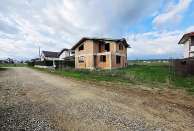 Vilă P+1 la roșu, 5 camere, 143 mp utili, teren 450 mp, Cocosesti - 3