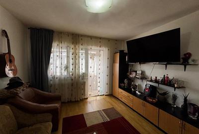 Apartament 2 camere Cartier Ostroveni zona Piata - 2