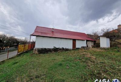 Casa situata in Oras Tismana - Valcele - 11