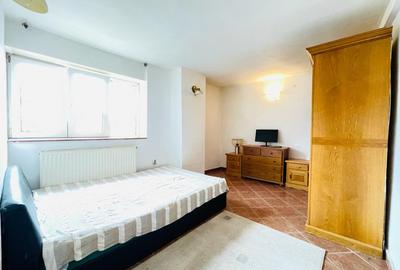 Apartament de vanzare - 3