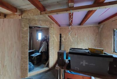 Casa de vanzare in Campenesti. - 2