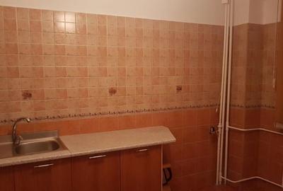 Apartament 3 camere, 83 mp, vedere stradală, ideal birou, Bd. Decebal - 9