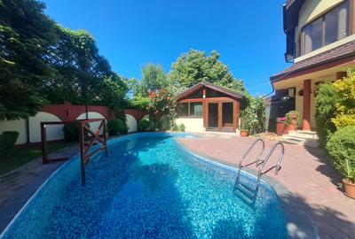 Casa individuala cu piscina. P+1+M. zona foarte buna - 57