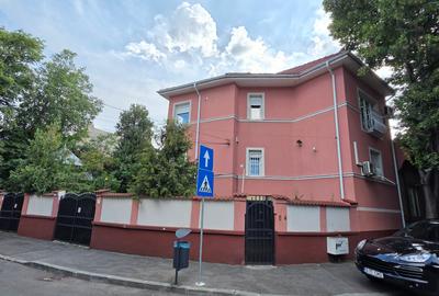 Piata Muncii/Vatra Luminoasa/Casa 6 Camere de Inchiriat/ - 2