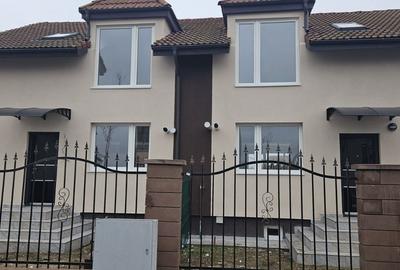 Duplex cu 4 camere în Aviației