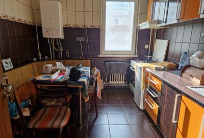 Apartament cu 2 camere de vânzare în zona Darmanesti, Piatra-Neamț! - 1