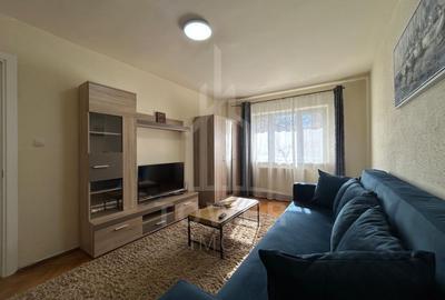 Apartament cu 3 camere, mobilat în Calea Dumbrăvii